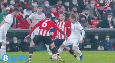 桑巴-科纳特：16岁进入莱比锡一线队的190铁棍前锋