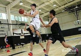 巴尔韦德长传 贡萨洛凌空抽射再下一城